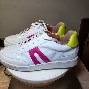 Lucky Brand Hinta White/Very Berry Tennis Shoes Sneakers - Women's Size 8.5